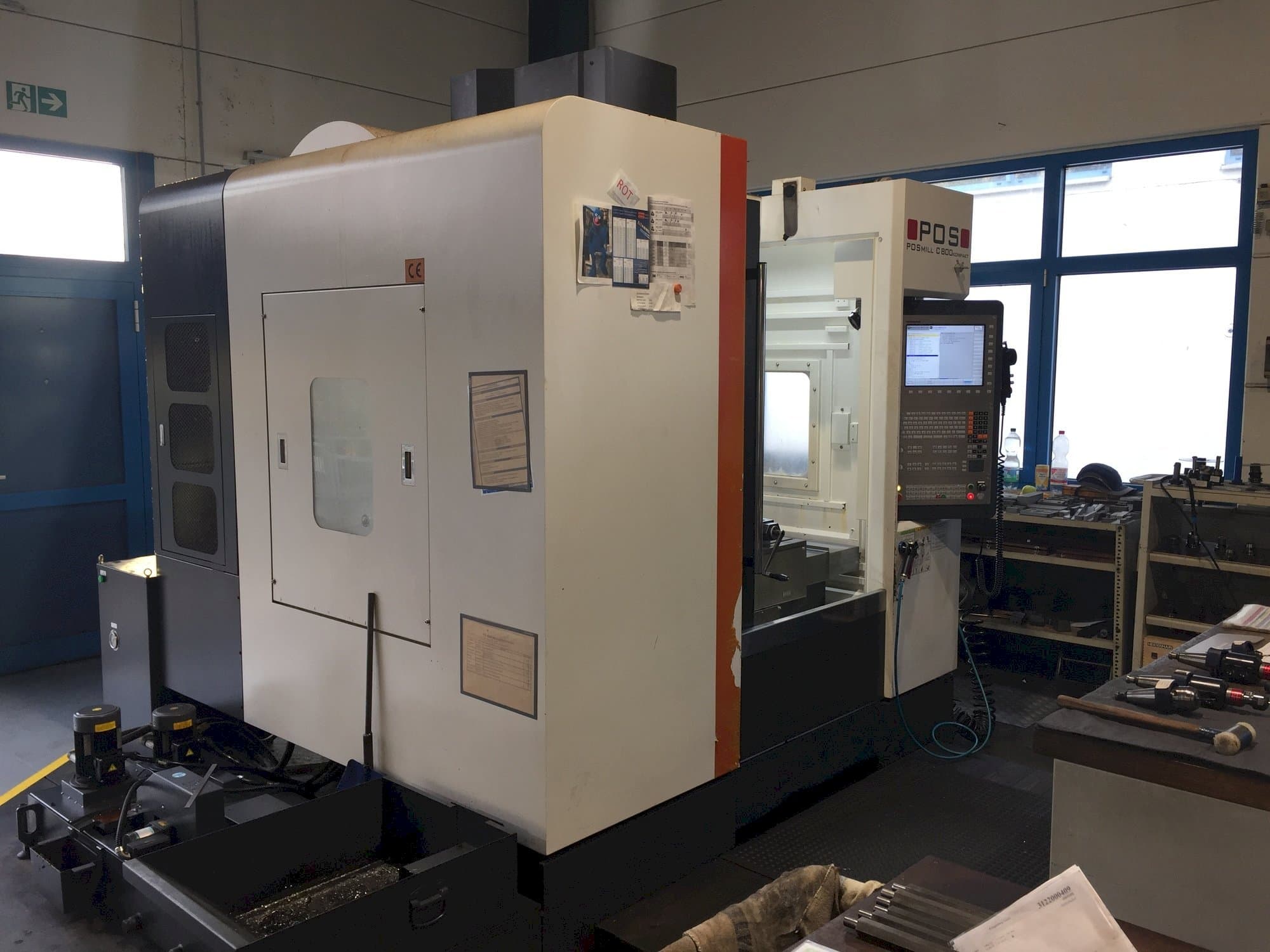 Frontansicht der POSmill C 800 Kompakt  Maschine