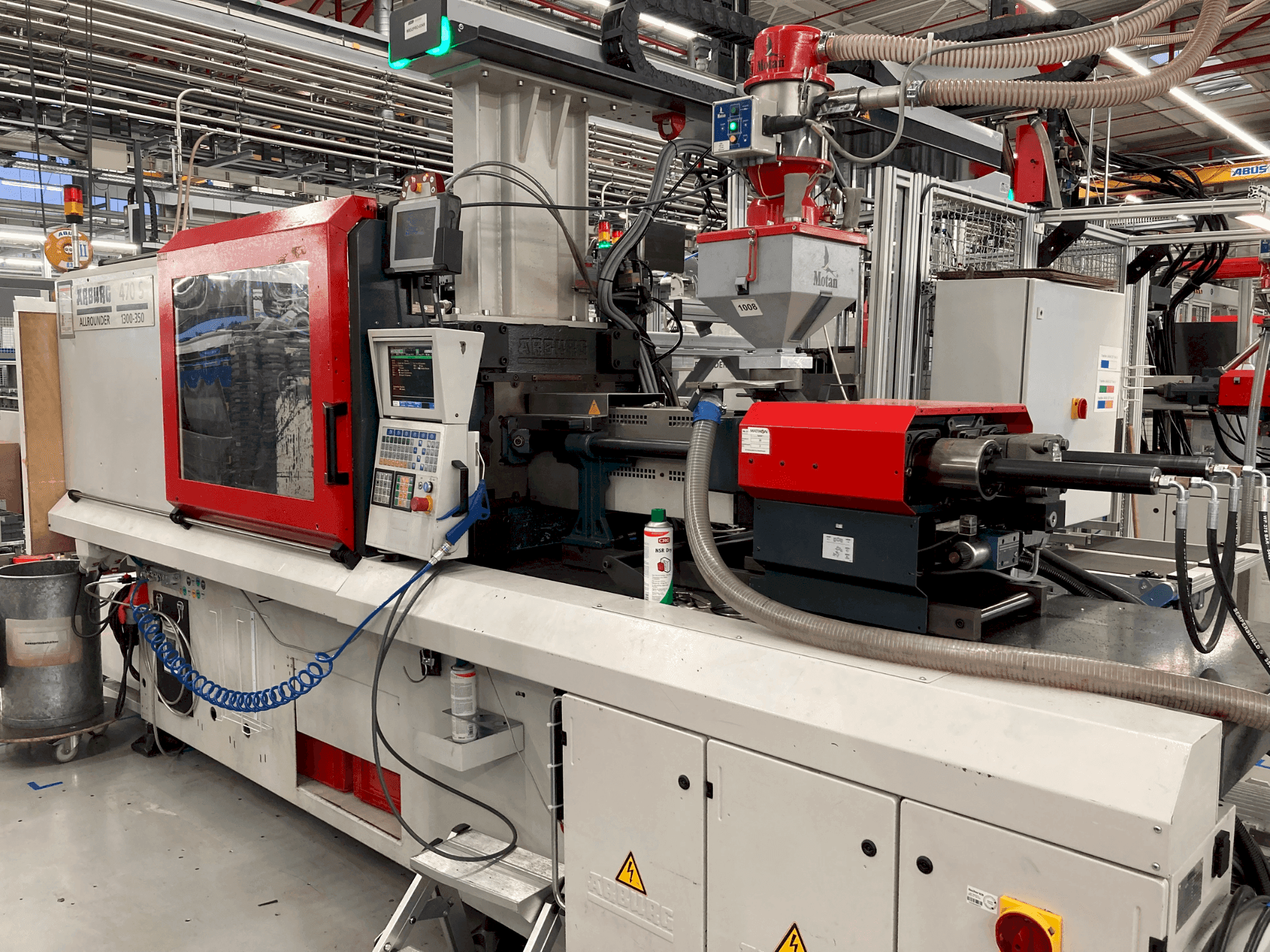 Frontansicht der Arburg Allrounder 470 S 1300-350  Maschine