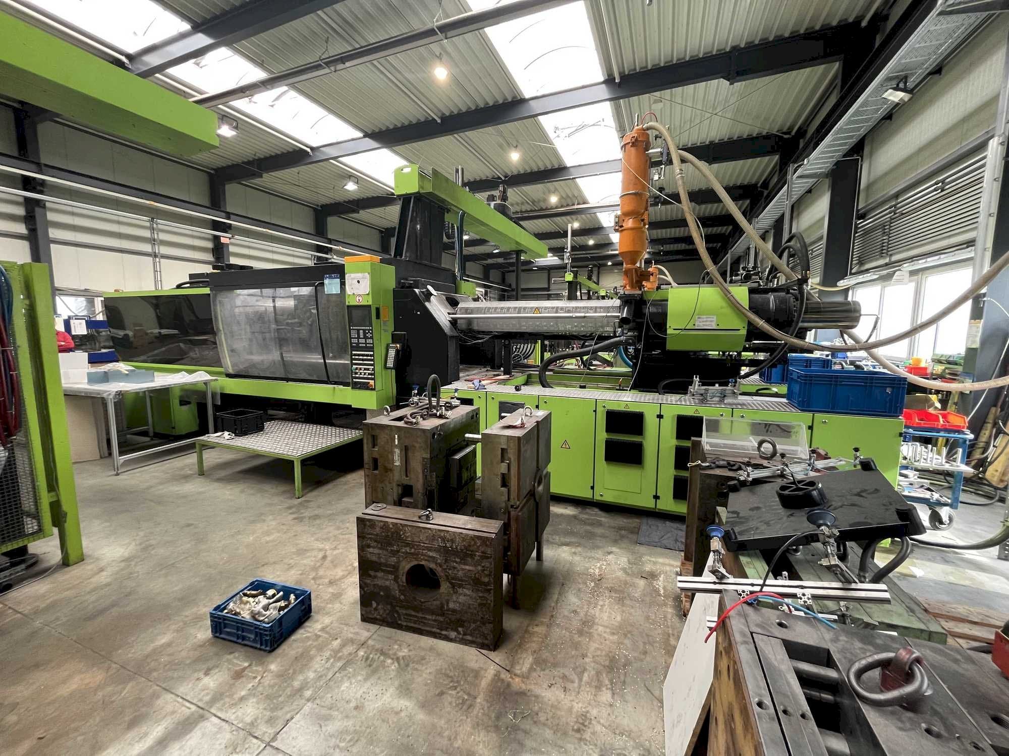 Frontansicht der Engel ES 5550/600 HL-V  Maschine