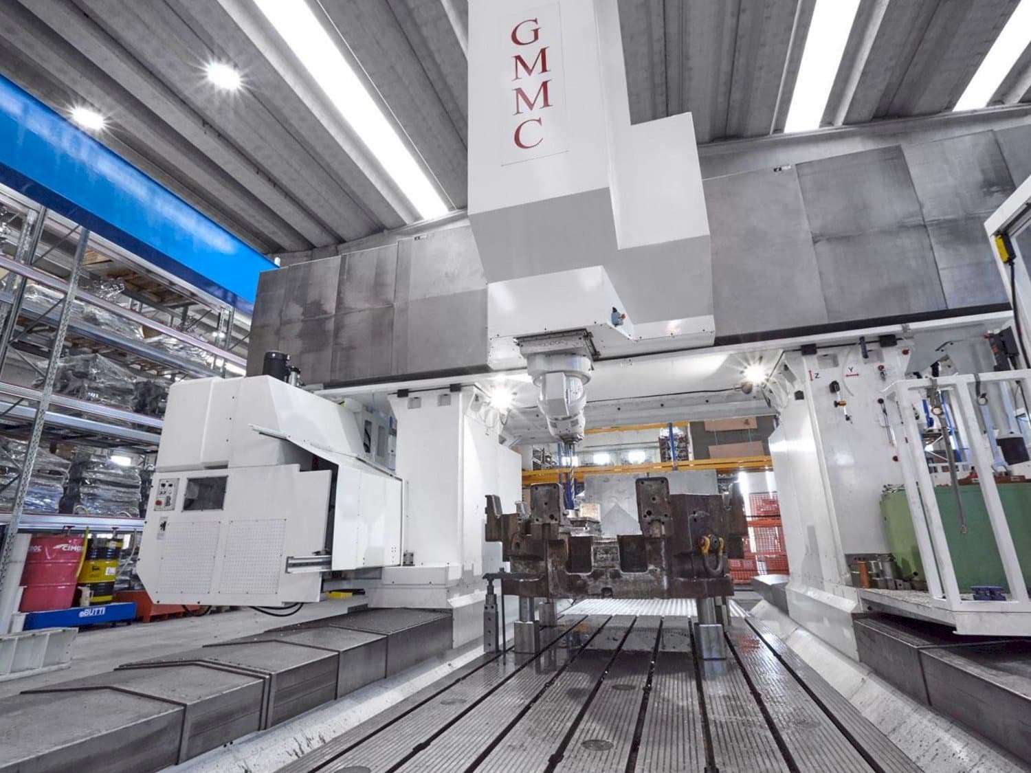 Frontansicht der Emsil GMMC-6000  Maschine