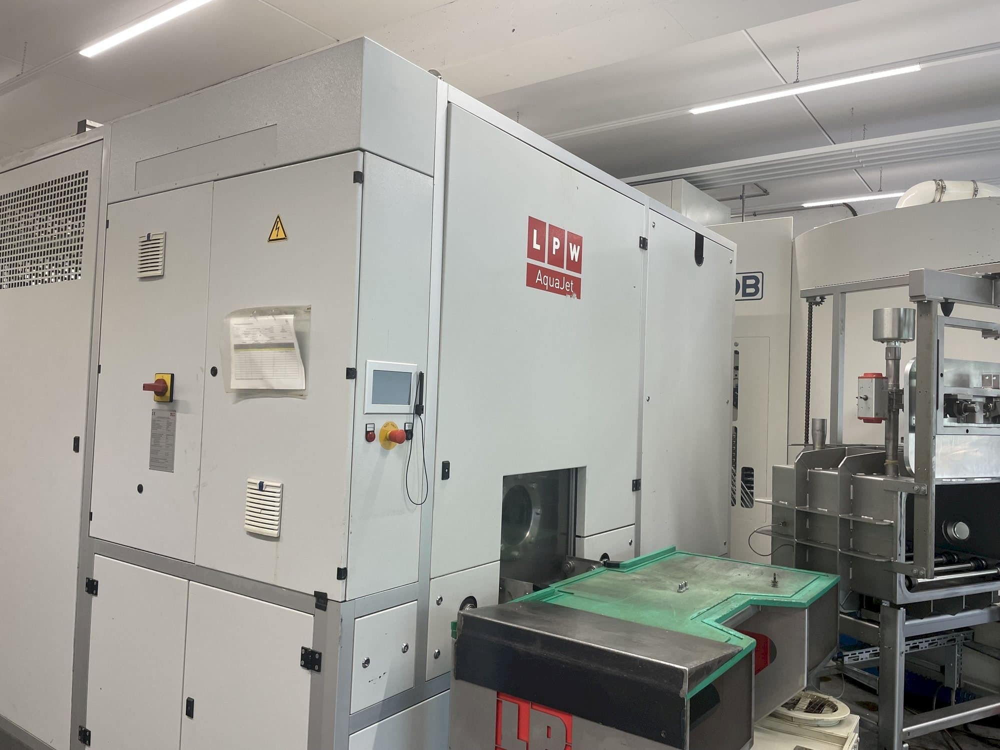 Frontansicht der LPW LPW Aqua Jet 670 T2-V (2013)  Maschine