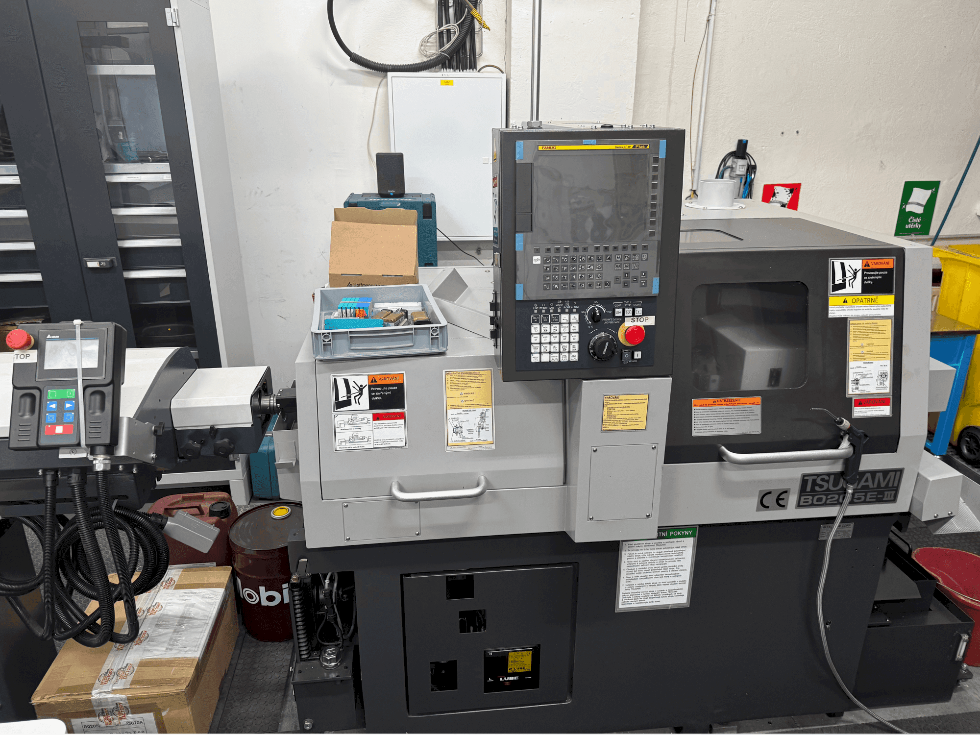 Frontansicht der TSUGAMI B0205E-III  Maschine