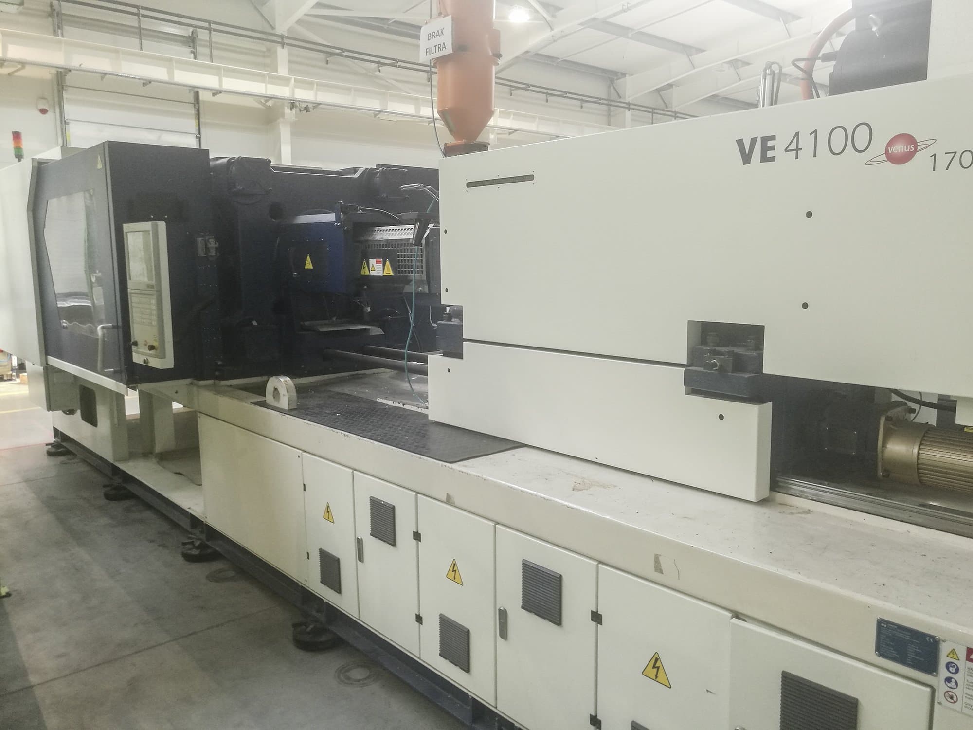 Rechte Ansicht der Zhafir VE 4100/1700 Maschine