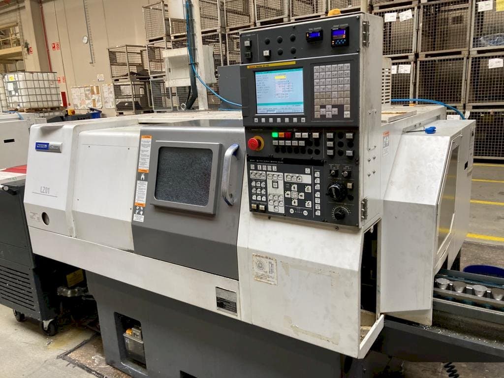 Frontansicht der Miyano LZ-01RY2  Maschine