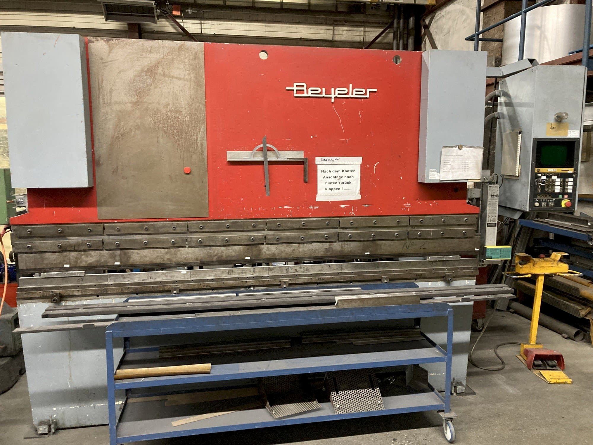 Frontansicht der BEYELER M3  Maschine