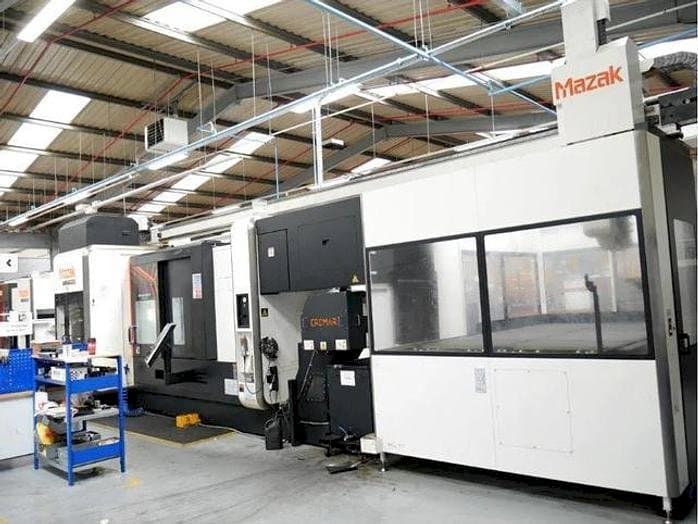 Frontansicht der Mazak INTEGREX i-400 ST  Maschine