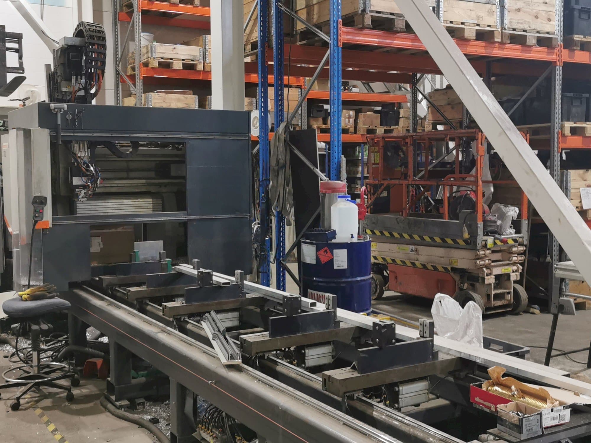 Frontansicht der Elumatec SBZ 140  Maschine