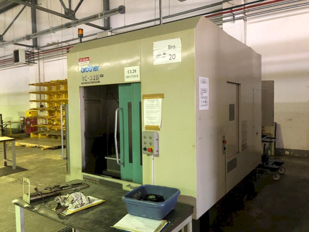 Frontansicht der Brother TC 32B Maschine