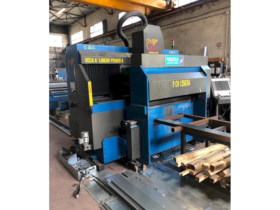 Frontansicht der PRODUTEC ALPI DECA A2  Maschine