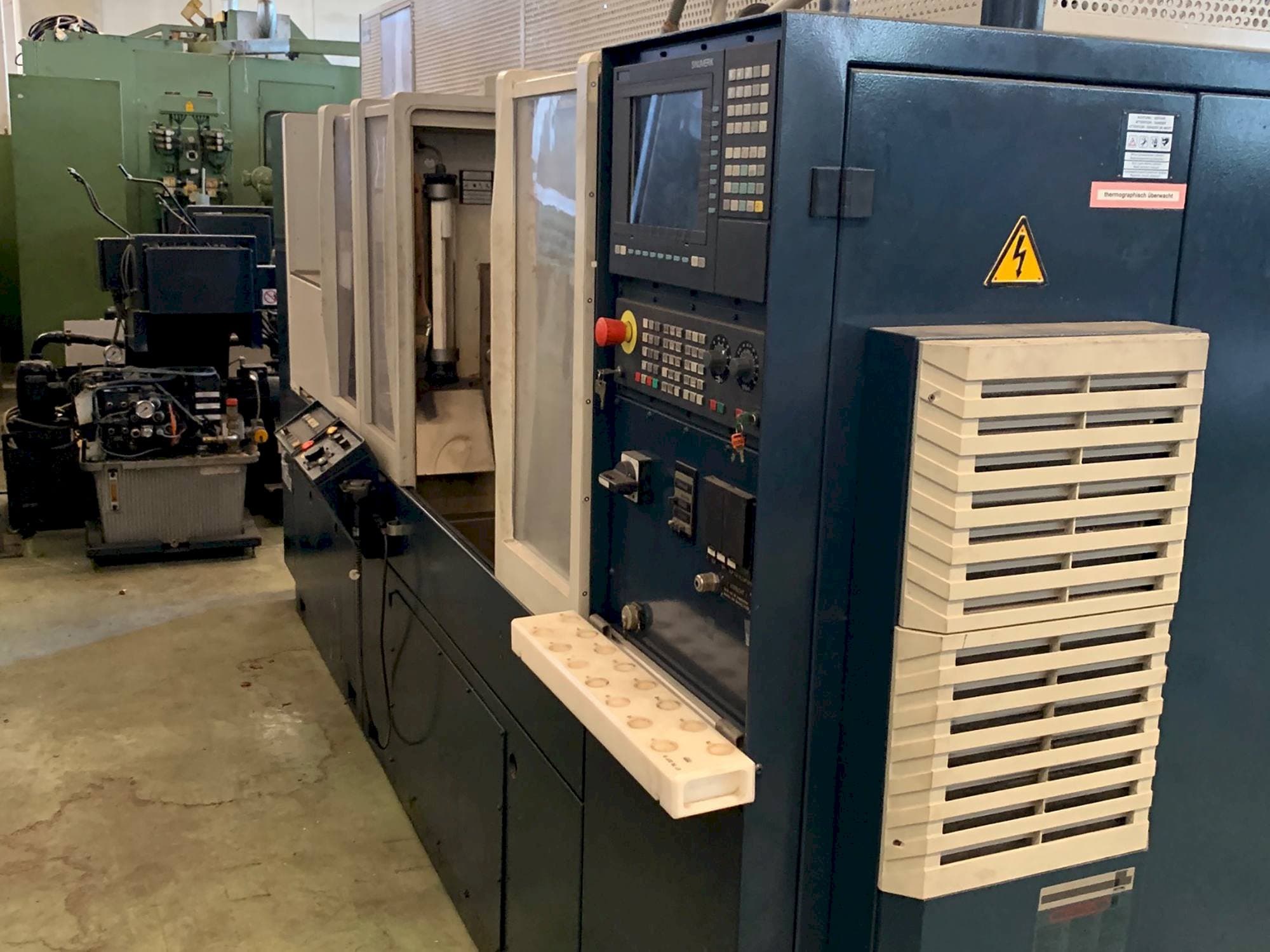 Frontansicht der SPINNER PD 48  Maschine