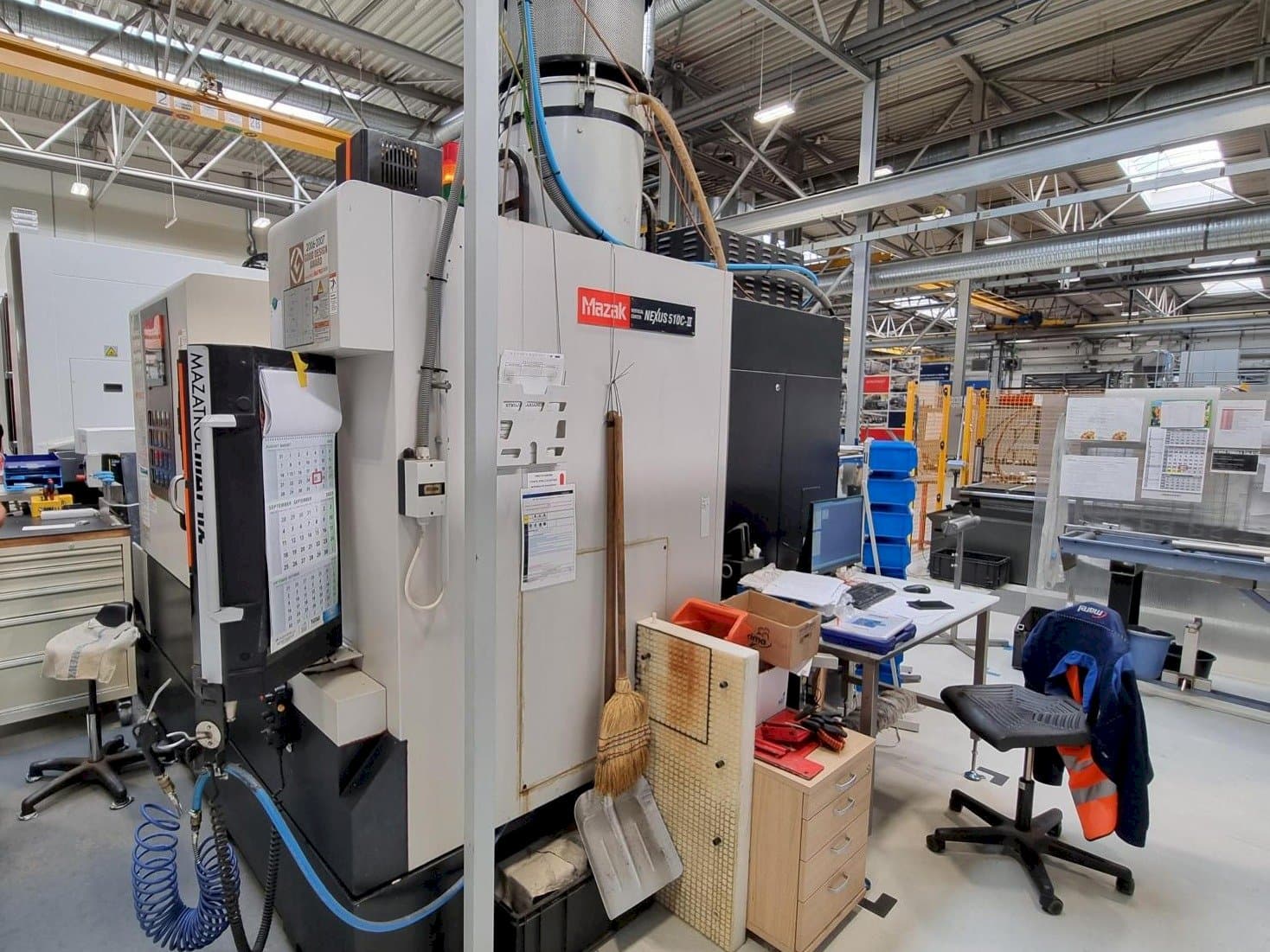 Frontansicht der Mazak Nexus 510C - II  Maschine