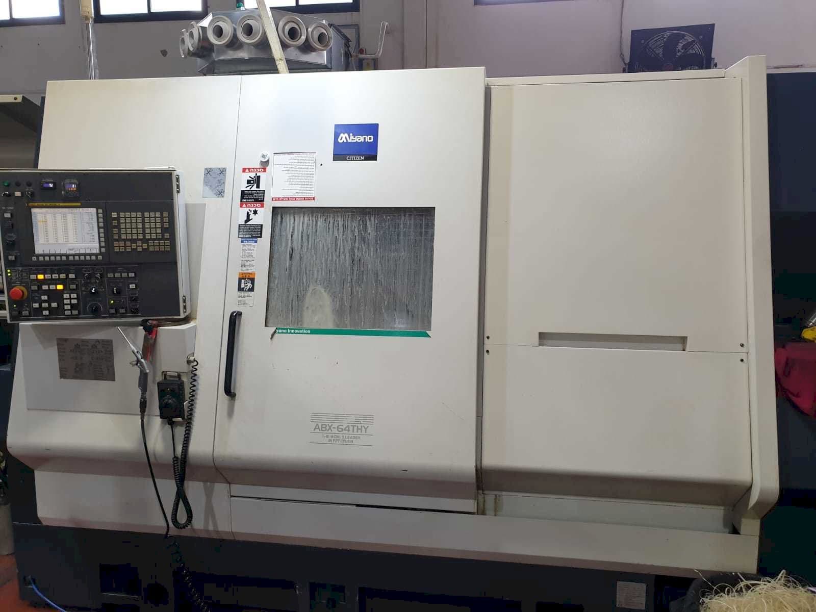 Frontansicht der Miyano ABX-64THY  Maschine