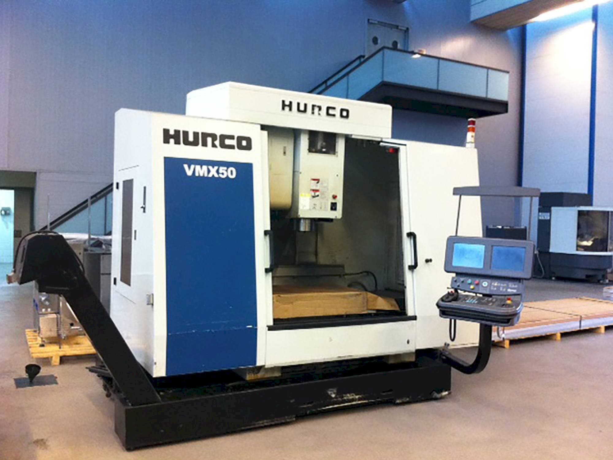Frontansicht der Hurco VMX 50/40T  Maschine