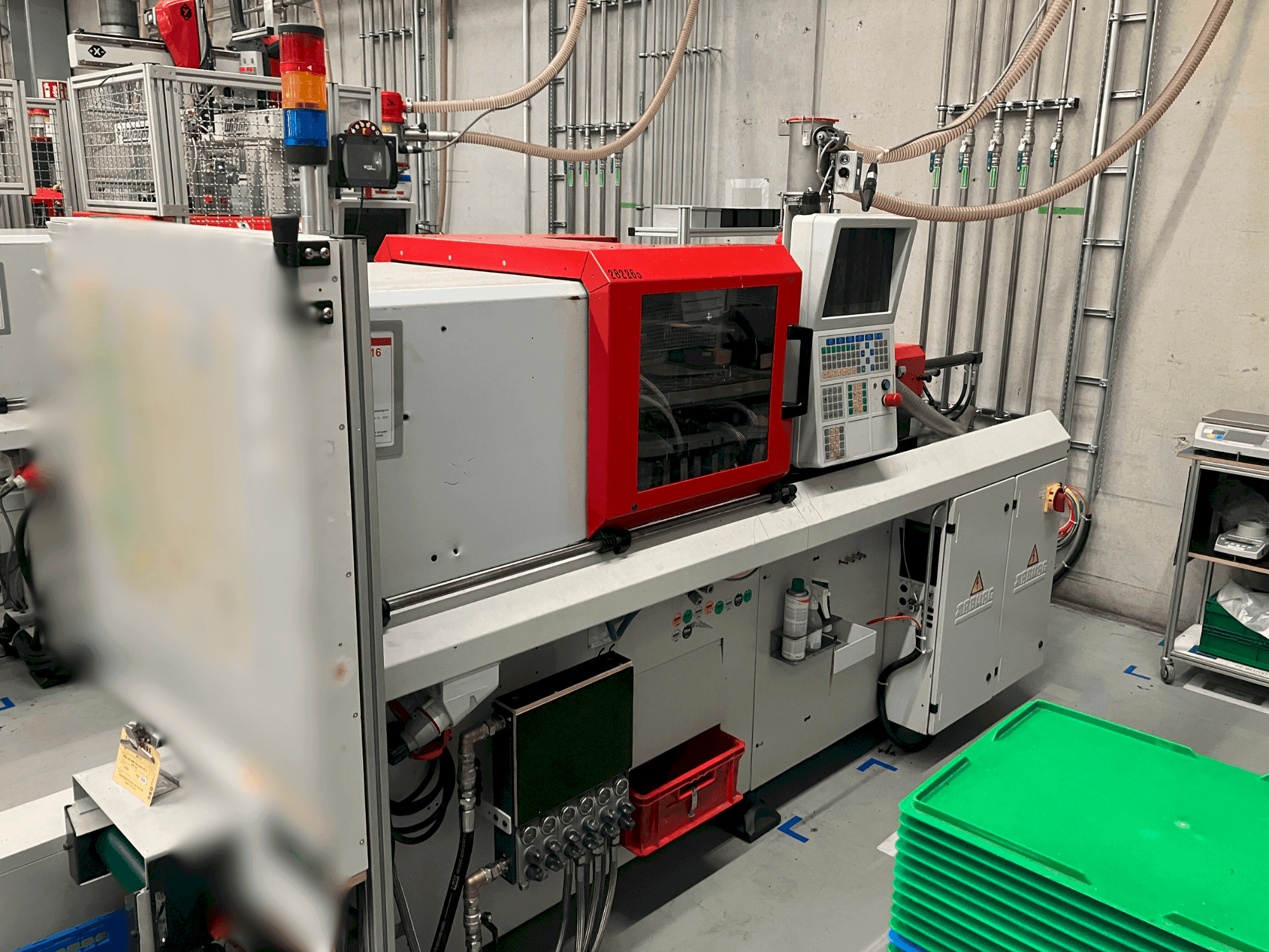 Frontansicht der Arburg Allrounder 270 S 250-60  Maschine