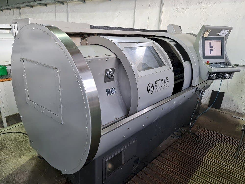 Frontansicht der STYLE 510 X 1350  Maschine