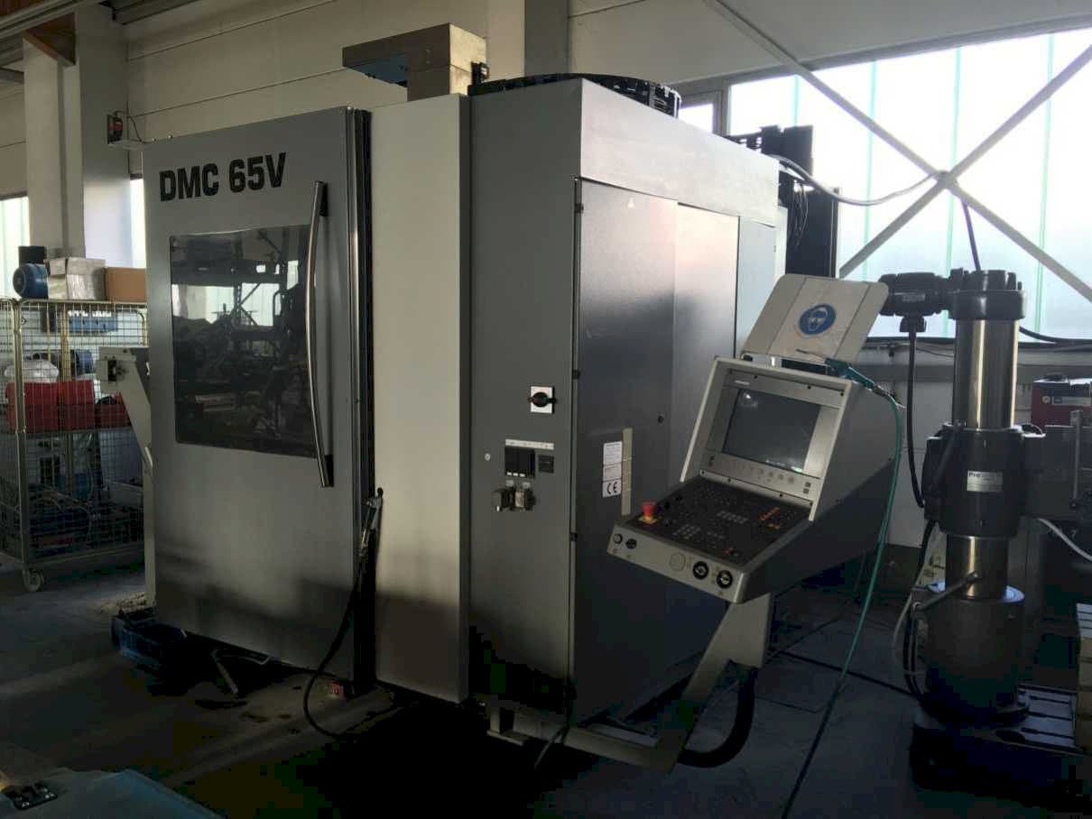 Frontansicht der DECKEL MAHO DMC65V  Maschine