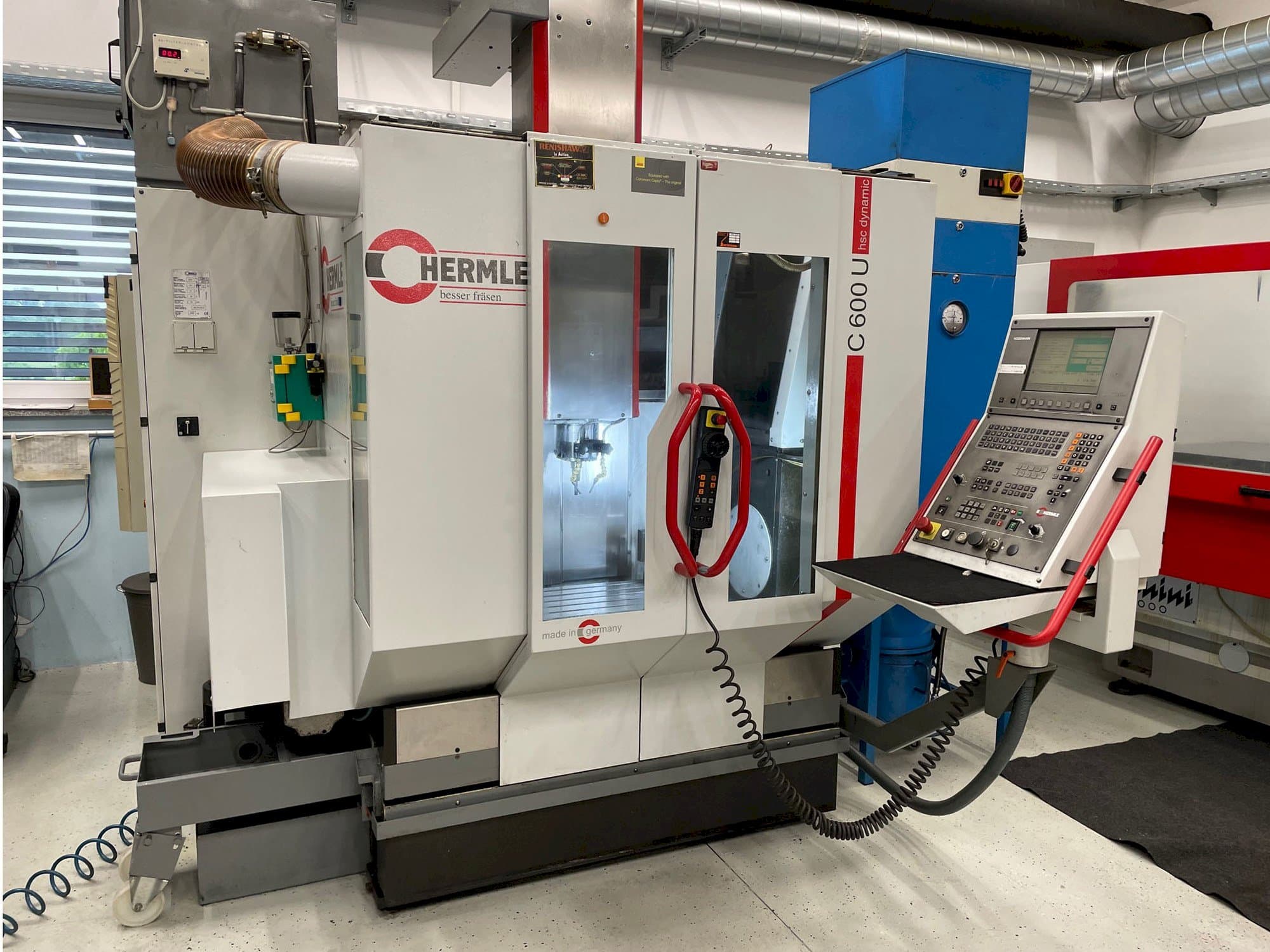 Frontansicht der HERMLE C600U  Maschine