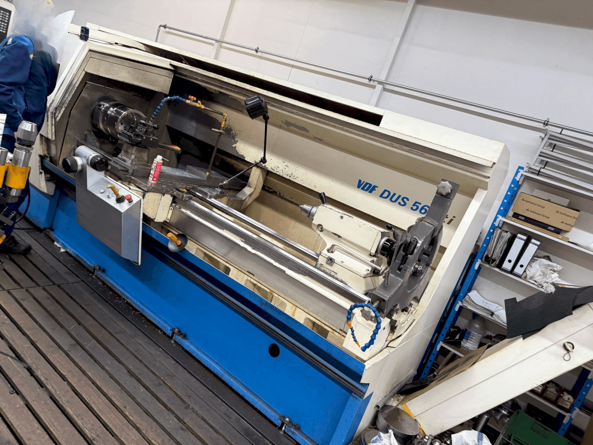 Frontansicht der BOEHRINGER VDF DUS 560 ti  Maschine