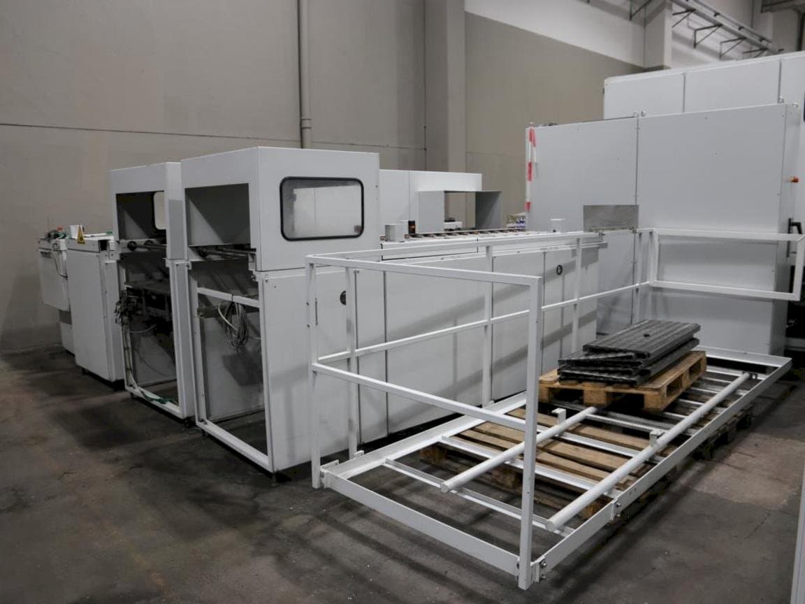 Frontansicht der REINIGUNGS / WASCHANLAGE RUT 067-048-030-04  Maschine