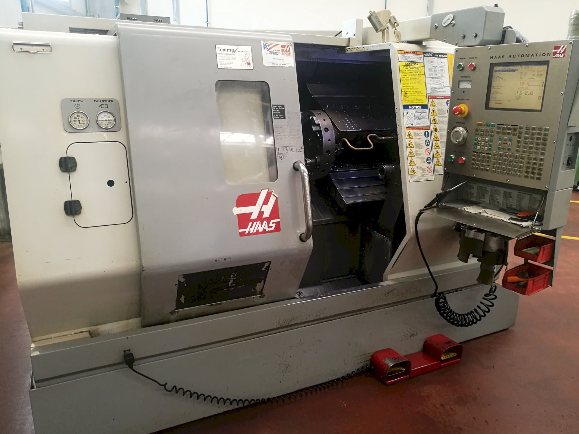 Linke Ansicht der HAAS SL-20THE Maschine