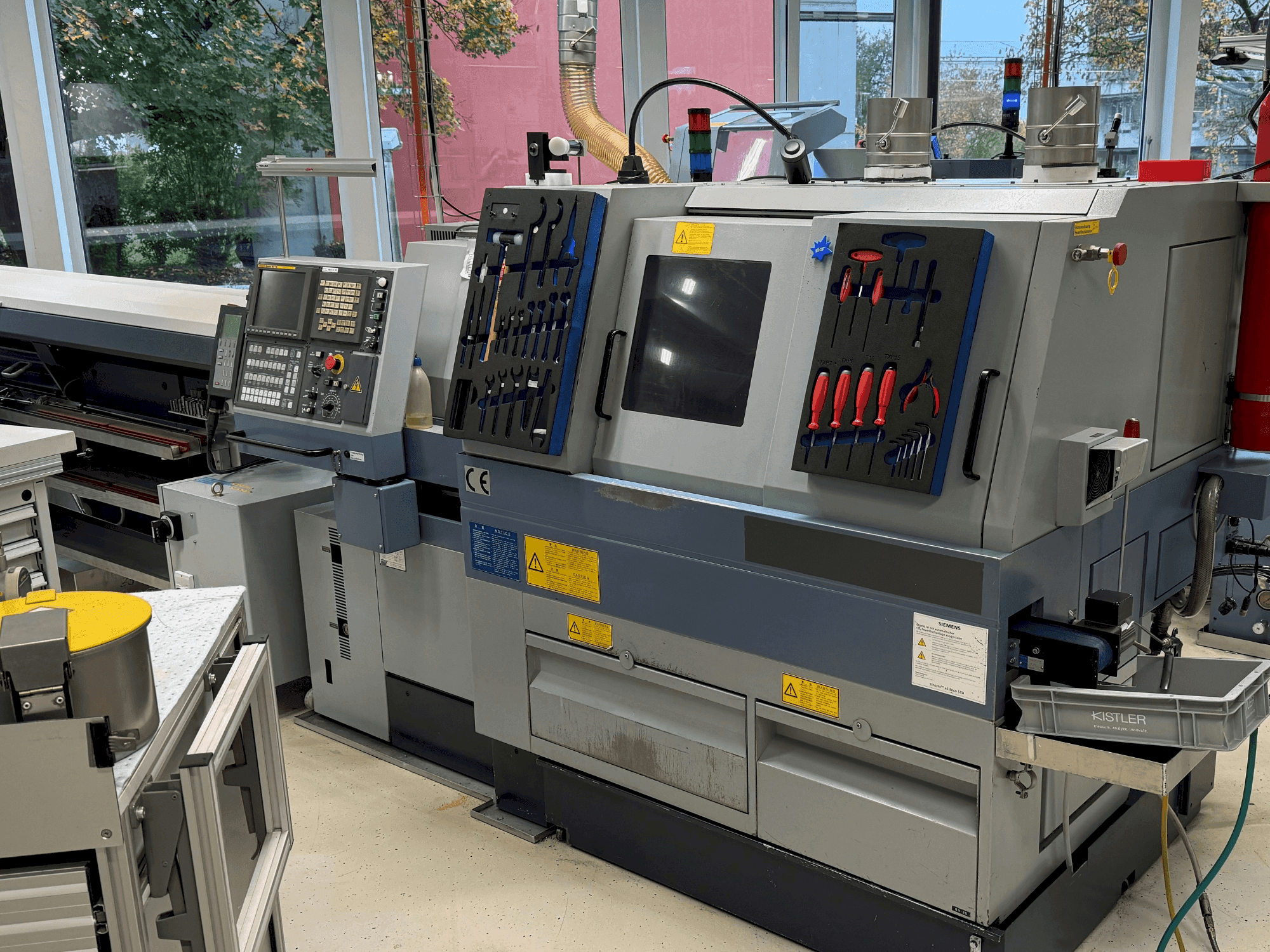Frontansicht der STAR MICRONICS SV-20  Maschine