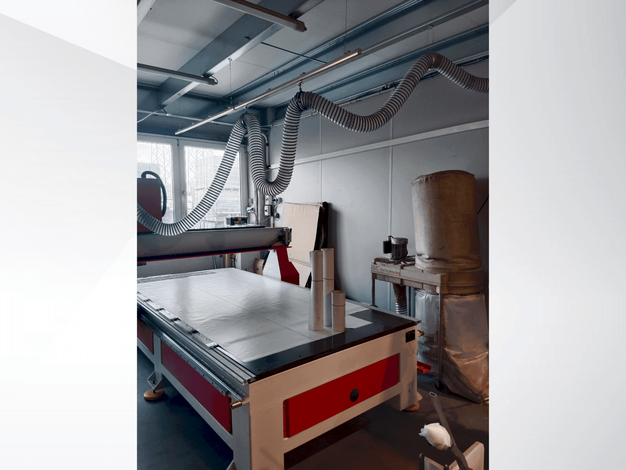 Frontansicht der H. Winter Routermax Basic 1325 Eco  Maschine