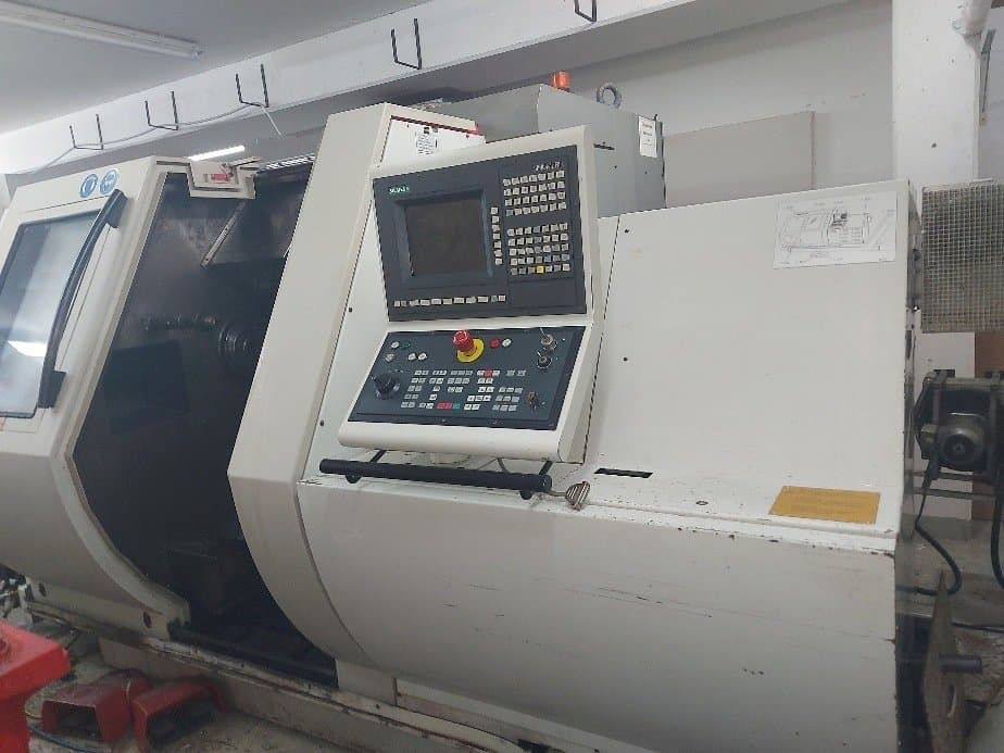 Frontansicht der Gildemeister MF Twin 65  Maschine