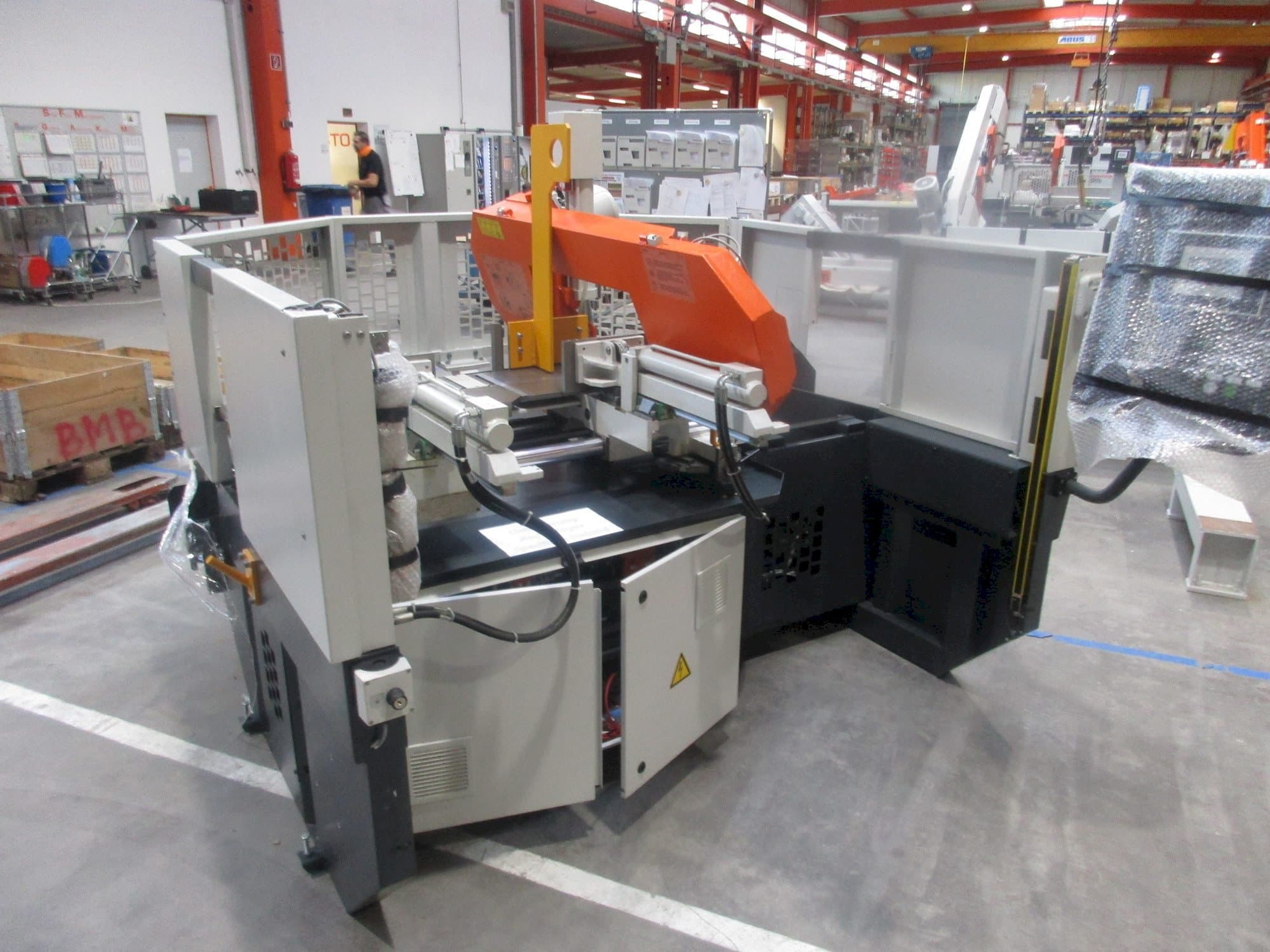 Frontansicht der KASTO micut A 2.6  Maschine