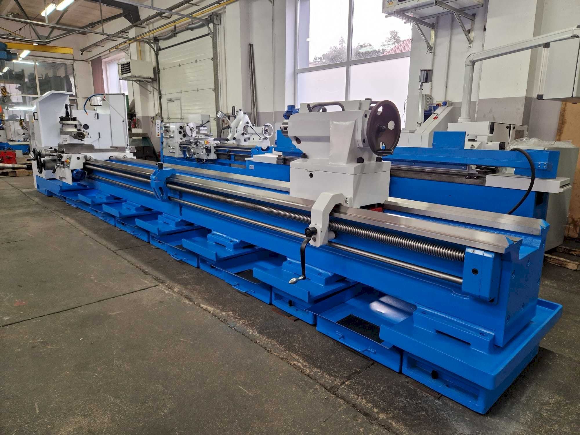 Frontansicht der Poreba TPK 90 x 6000  Maschine