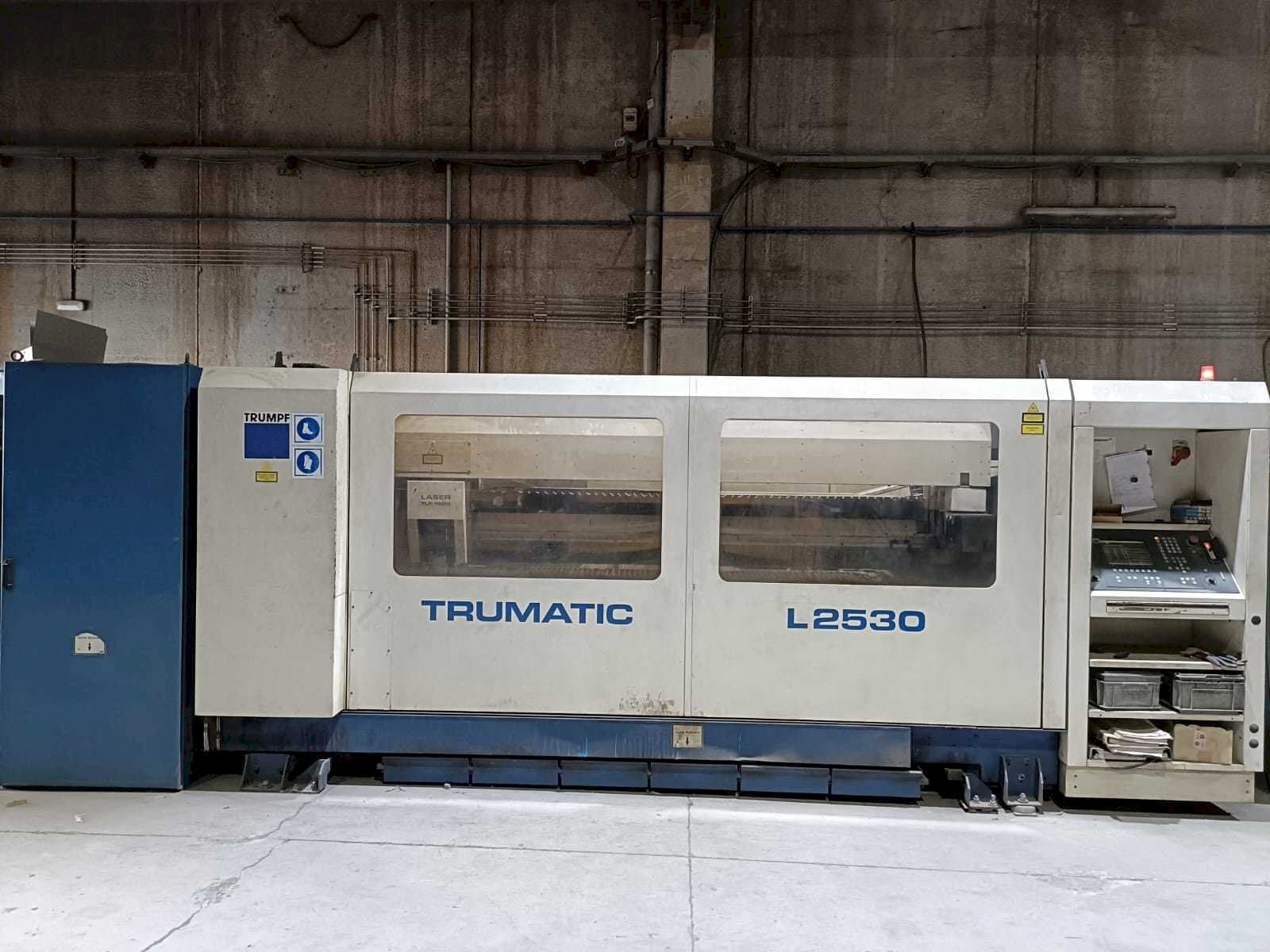 Frontansicht der Trumpf Trumatic L2530  Maschine