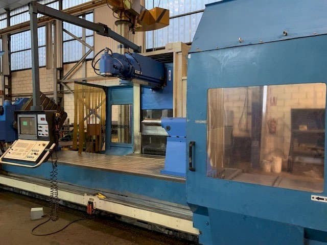 Frontansicht der Nicolas Correa A-30/50  Maschine