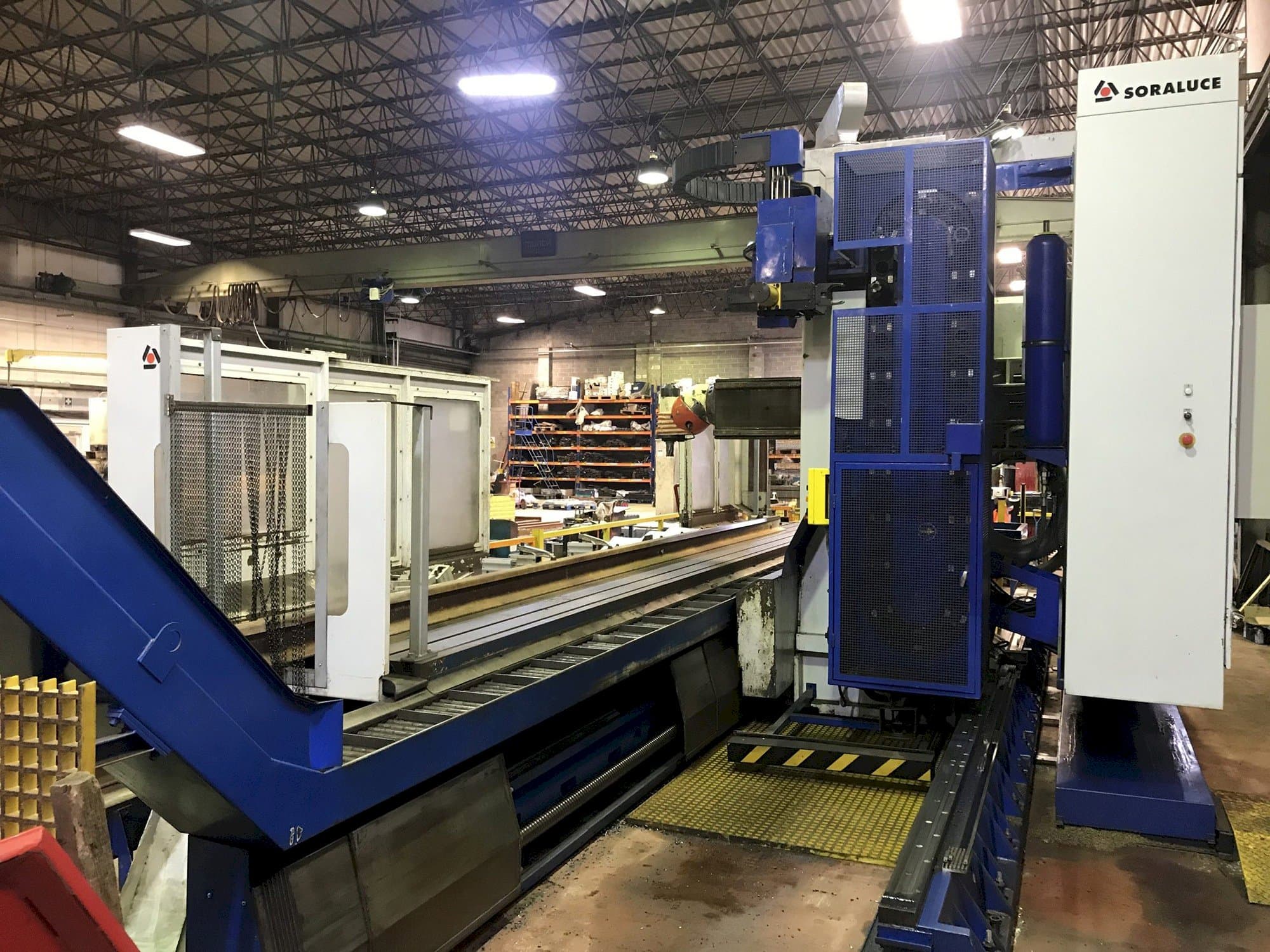 Frontansicht der Soraluce SLP 8000  Maschine