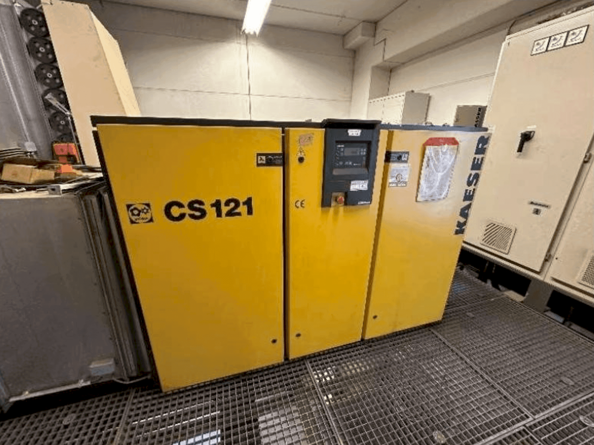 Frontansicht der KAESER Compressor System  Maschine