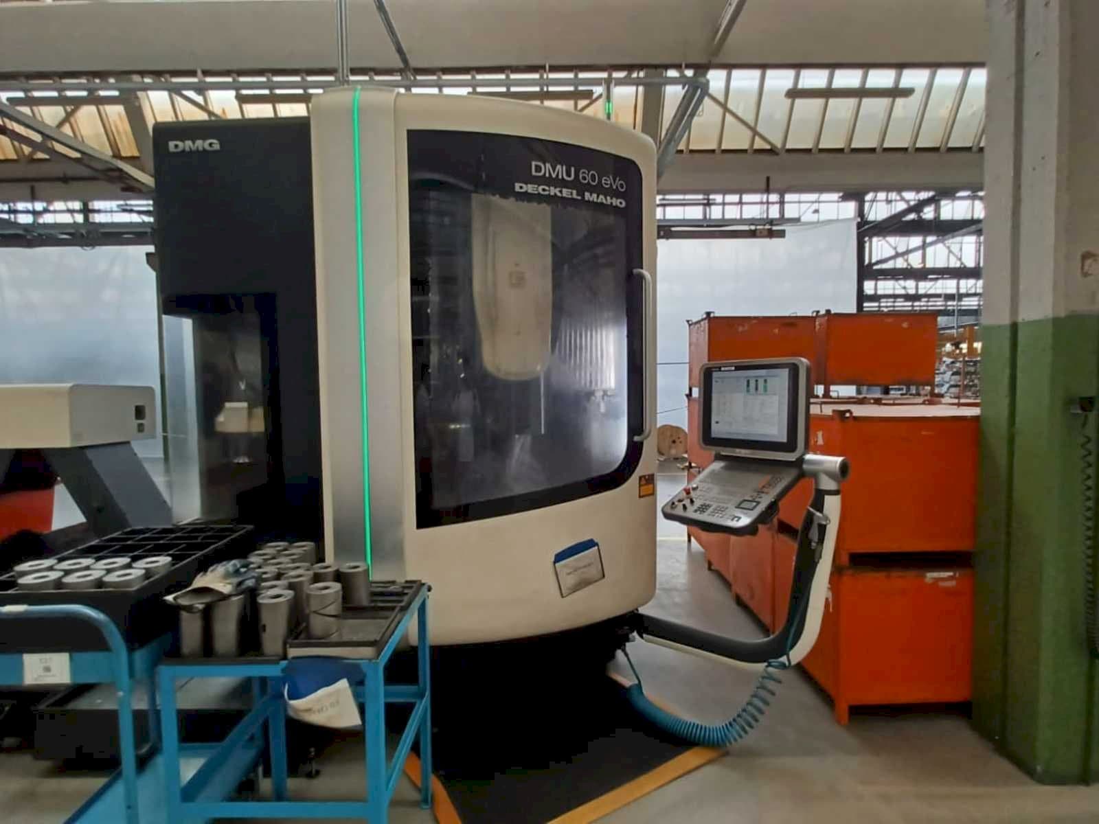 Frontansicht der DMG MORI DMU 60 evo  Maschine
