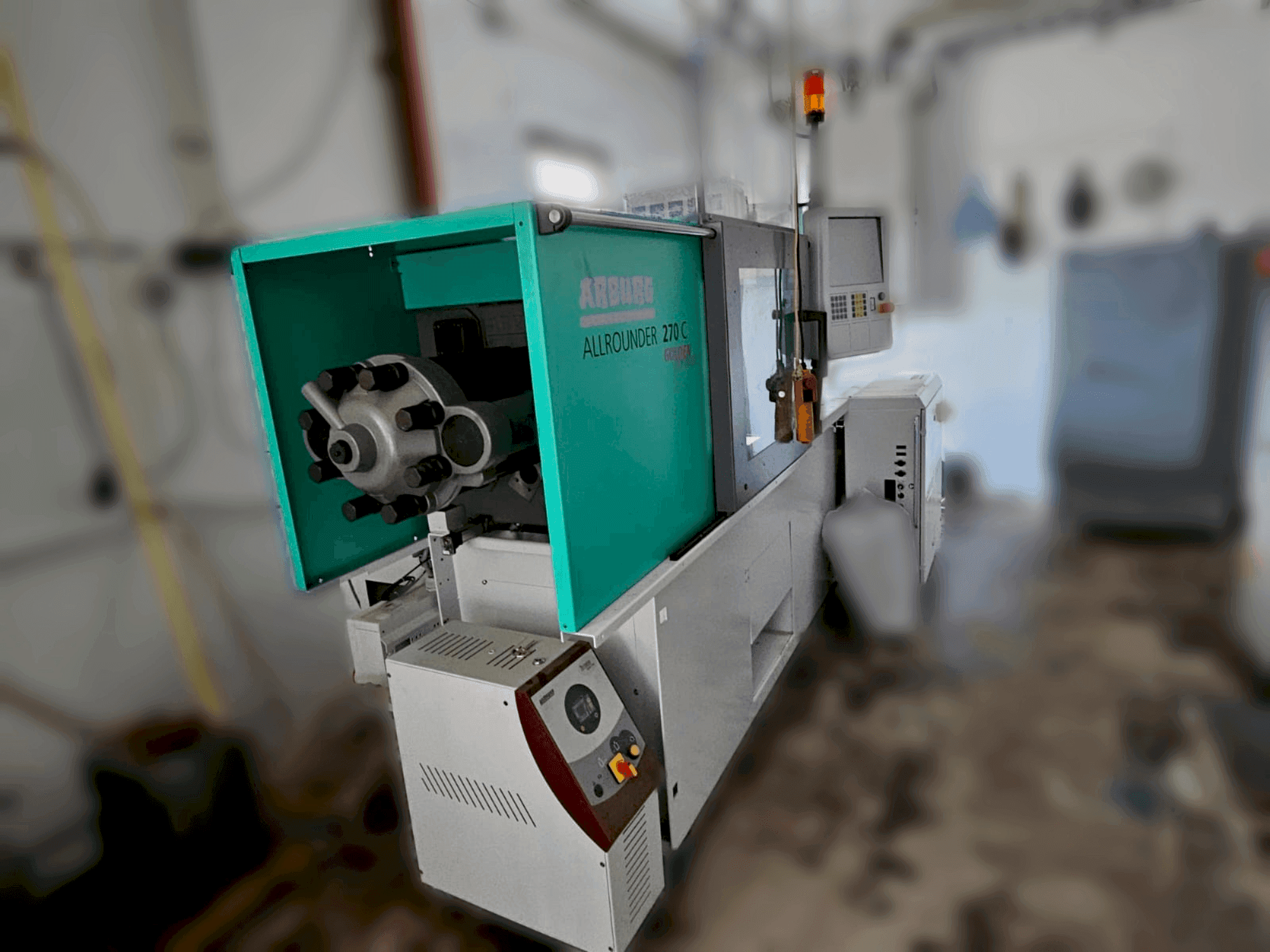 Seitenansicht der Arburg 270 C 400-70 Golden Edition  Maschine