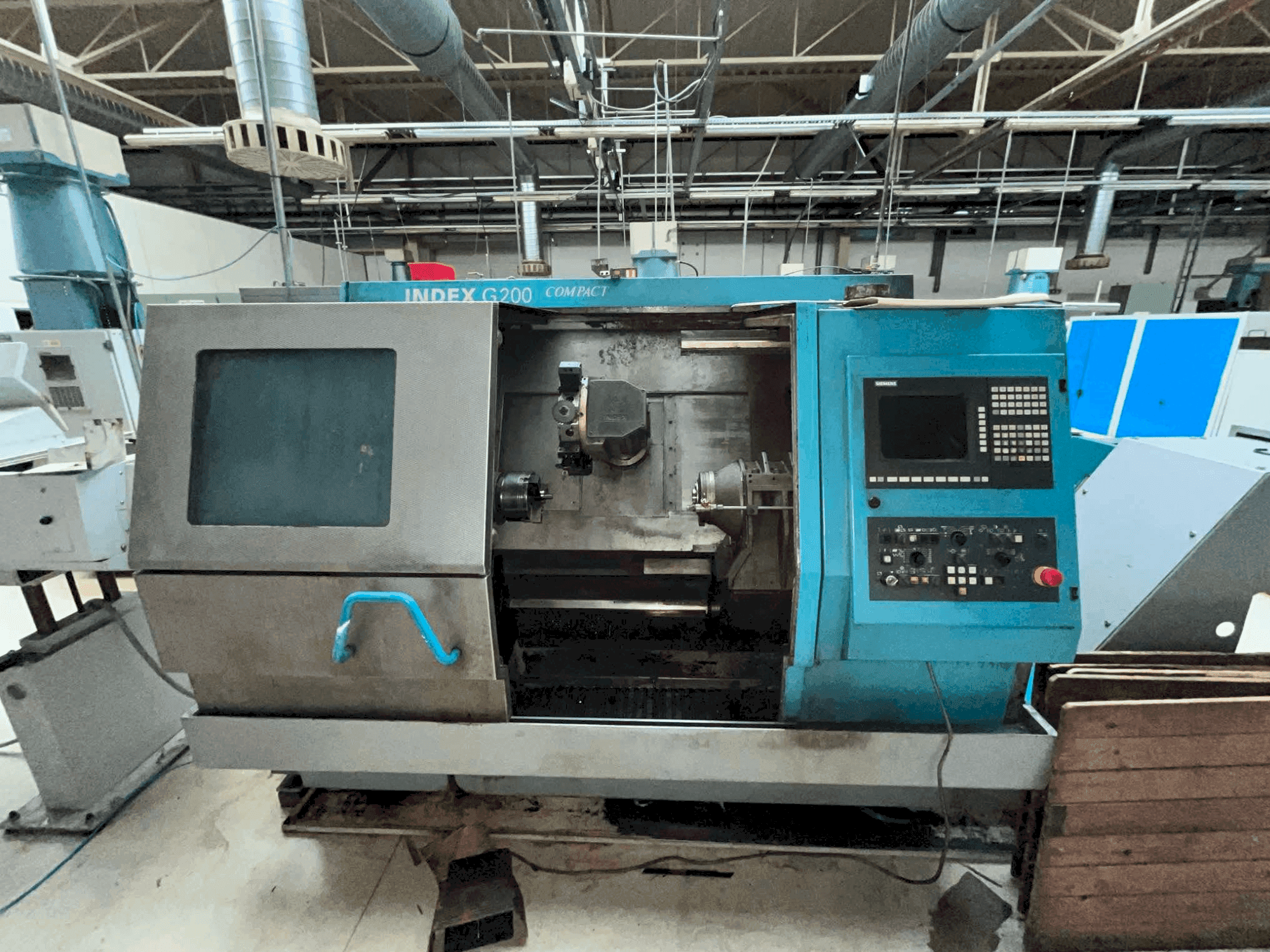 Frontansicht der Index G200C  Maschine