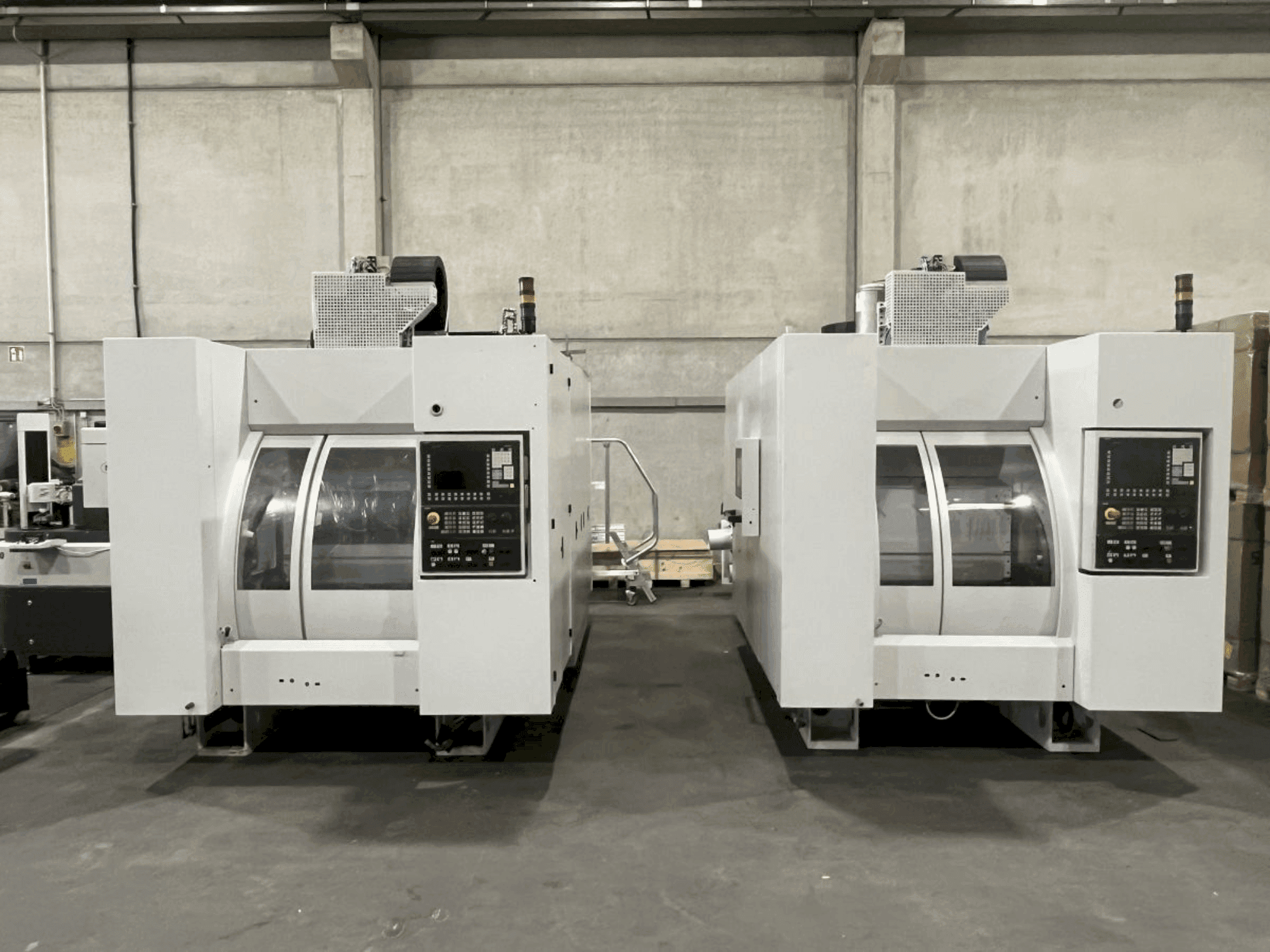 Frontansicht der SW BAS 03-22  Maschine