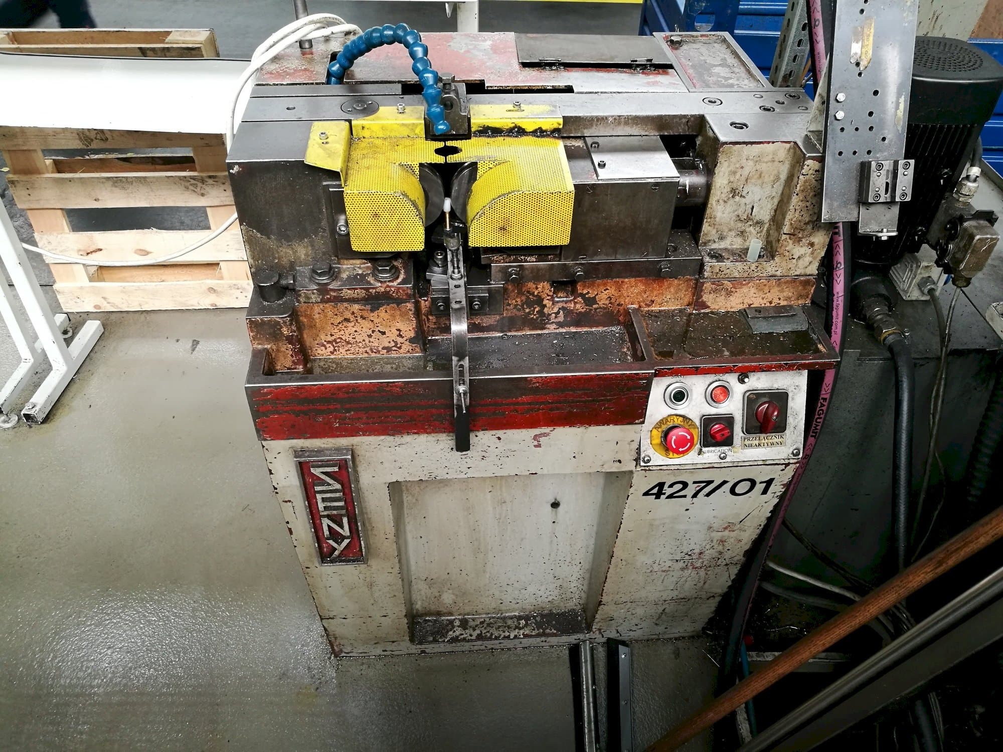 Frontansicht der SENY D30E  Maschine