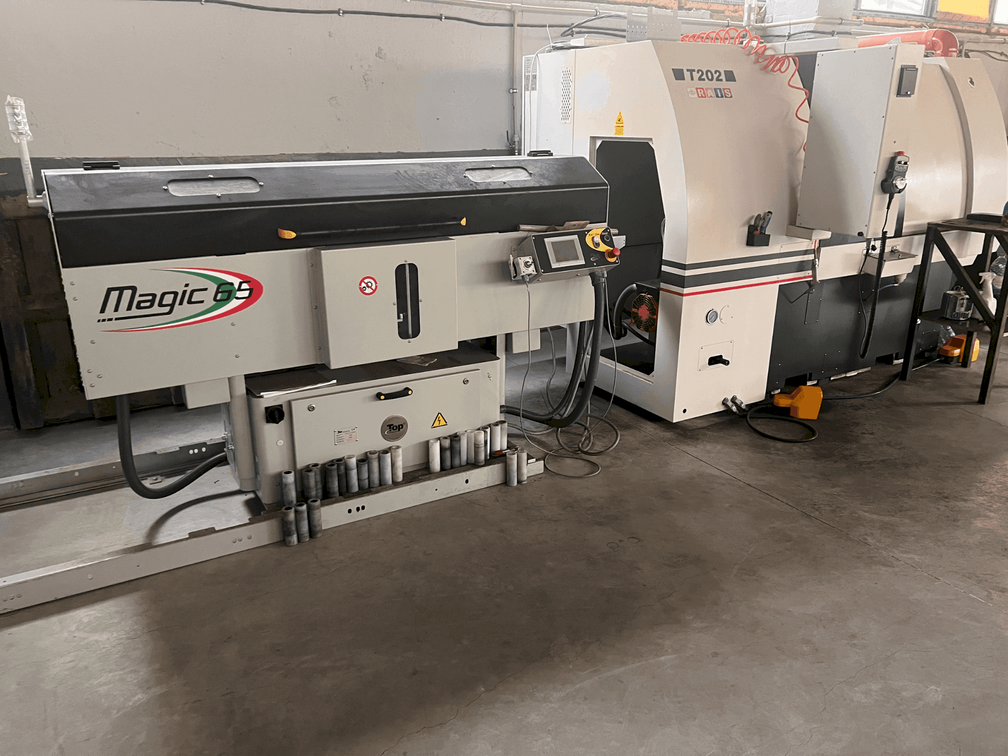 Frontansicht der RAIS T202  Maschine