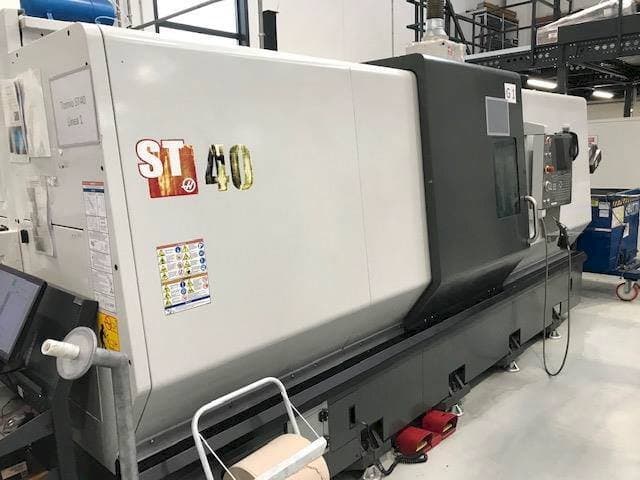 Frontansicht der HAAS ST40  Maschine