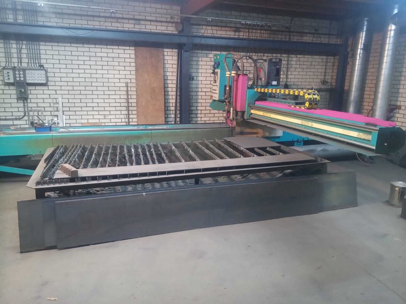 Frontansicht der SATO SATRONIK C2500  Maschine