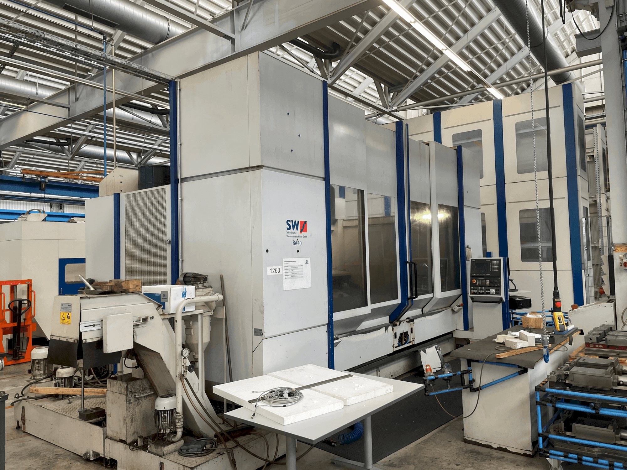 Frontansicht der SW BA 40 NC  Maschine