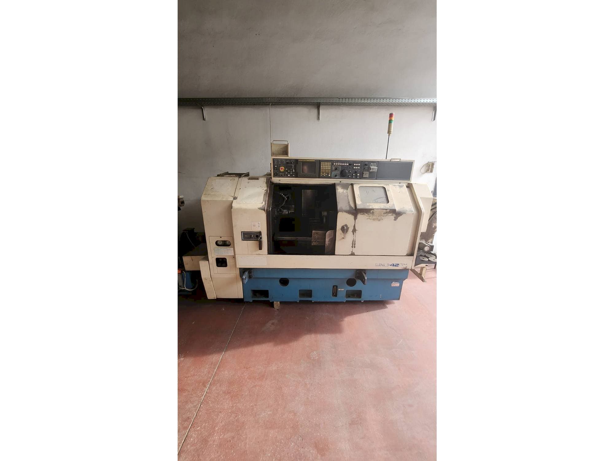 Frontansicht der Miyano BNJ 51 SY2  Maschine