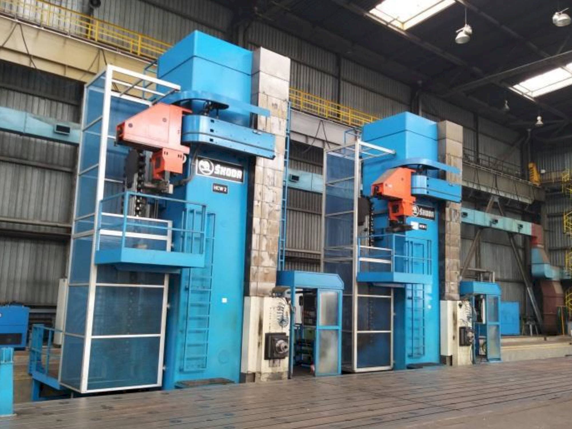 Frontansicht der SKODA HCW 2-200 DUO  Maschine