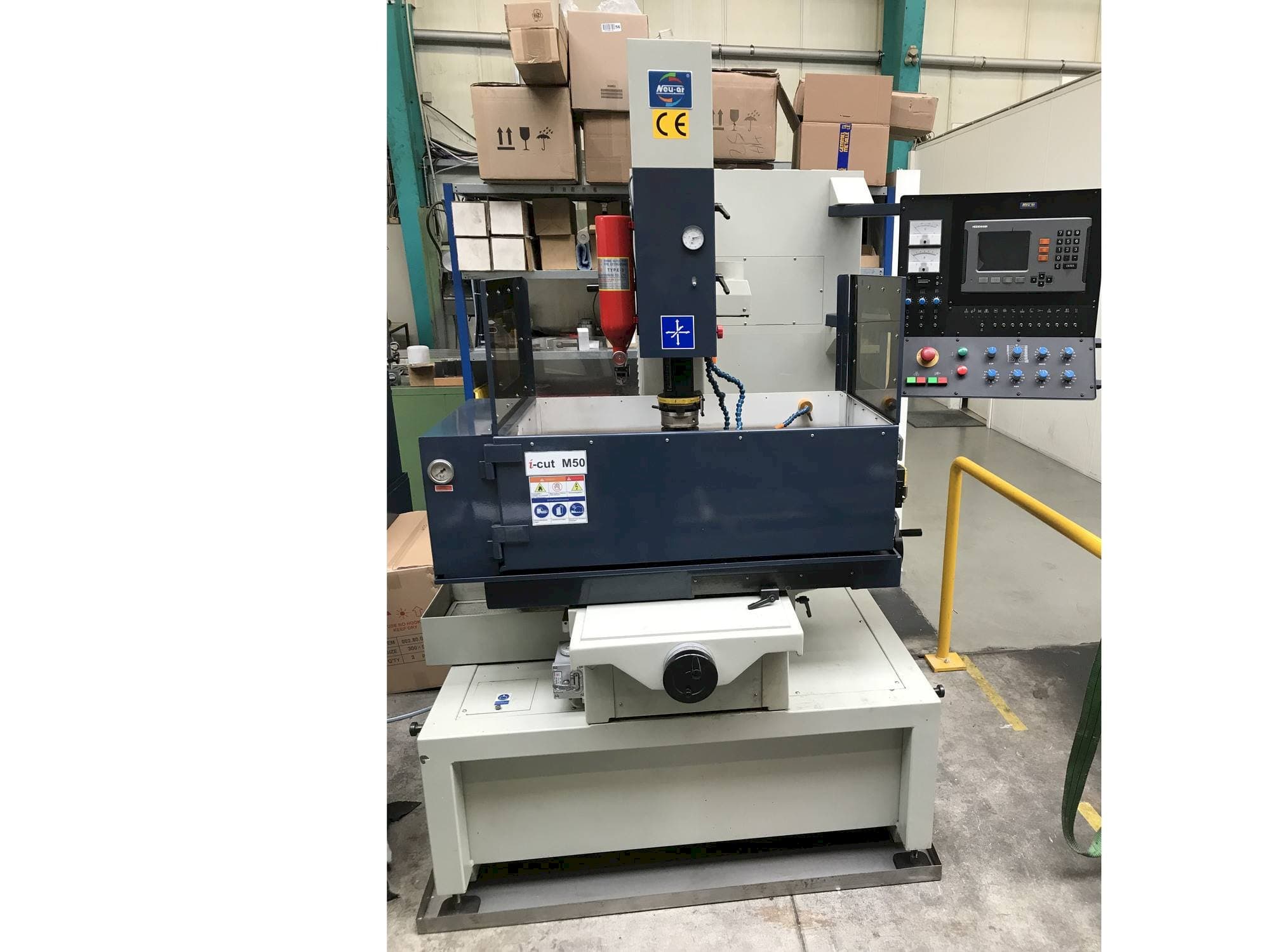 Frontansicht der i-cut M50  Maschine