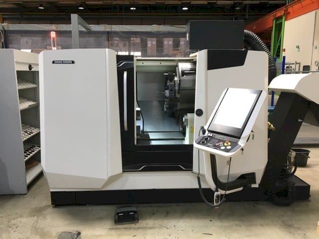 Frontansicht der DMG MORI CLX 450  Maschine