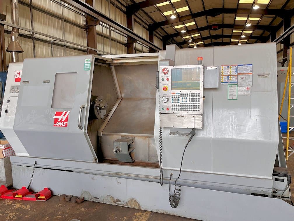 Frontansicht der HAAS SL-40  Maschine