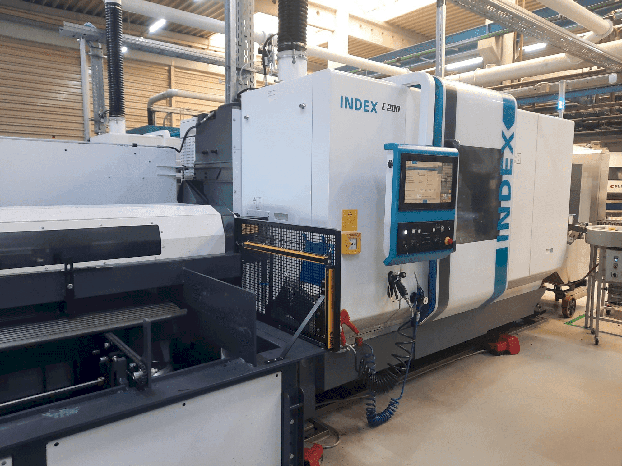 Frontansicht der Index C200  Maschine