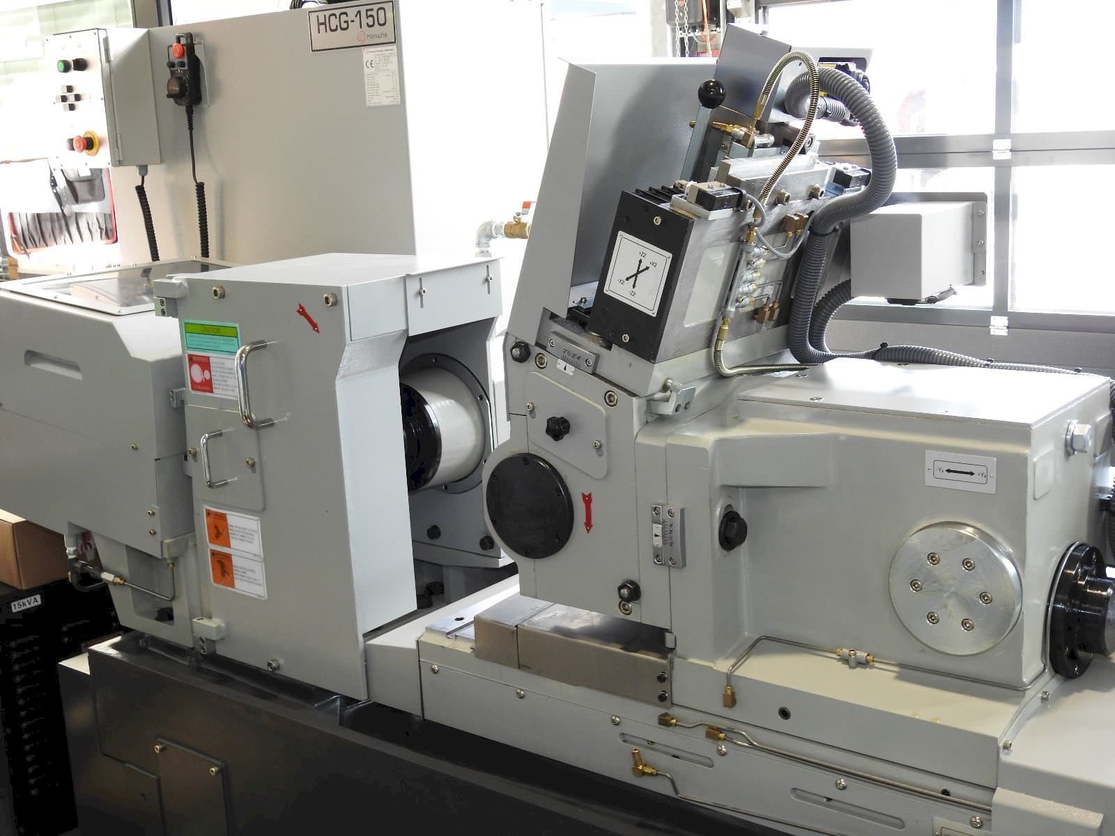 Frontansicht der Hanwha HCG 150  Maschine