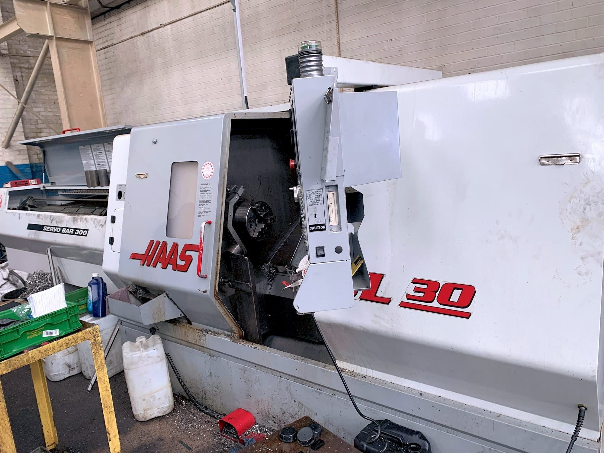 Frontansicht der HAAS SL-30  Maschine